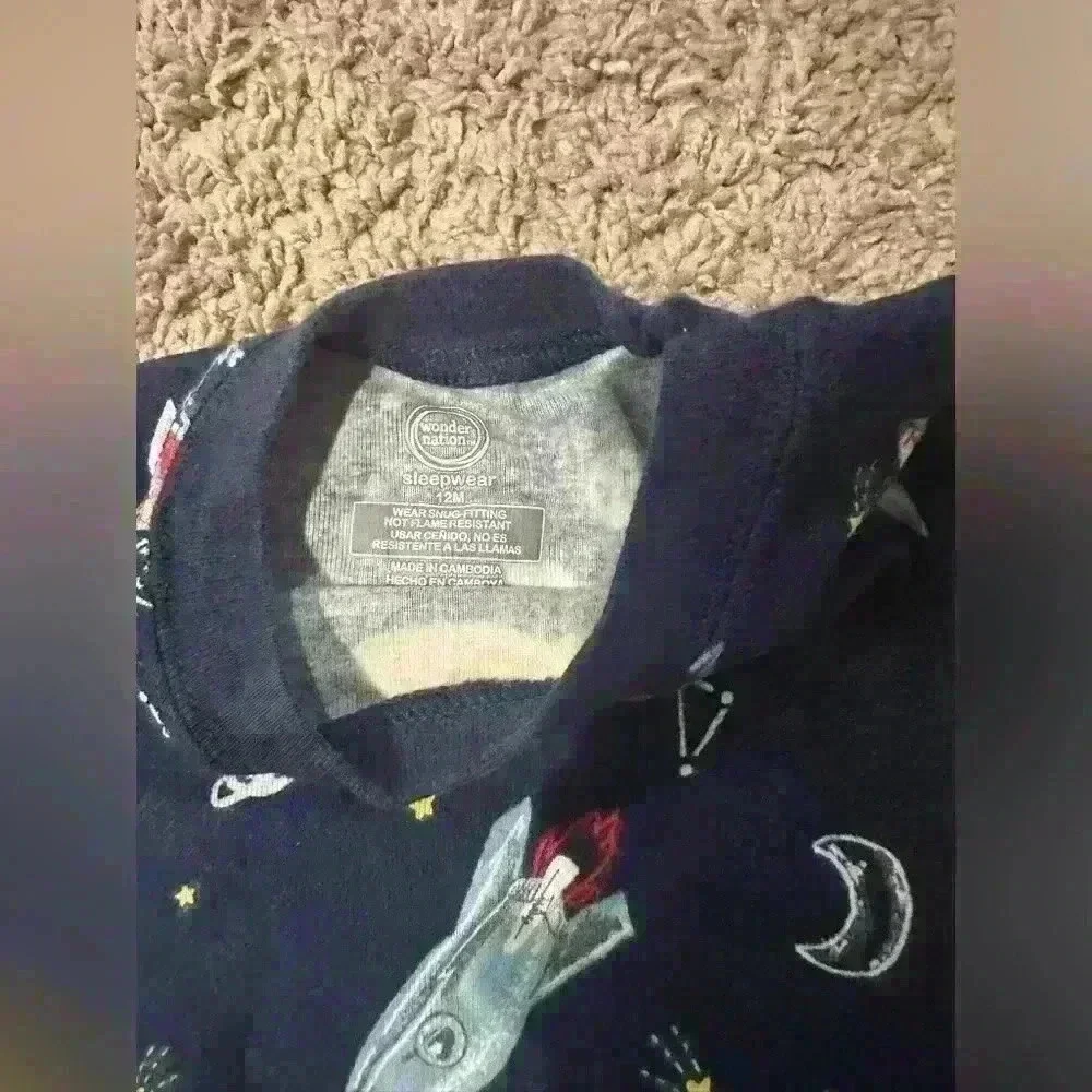 Size 12 month pajamas.